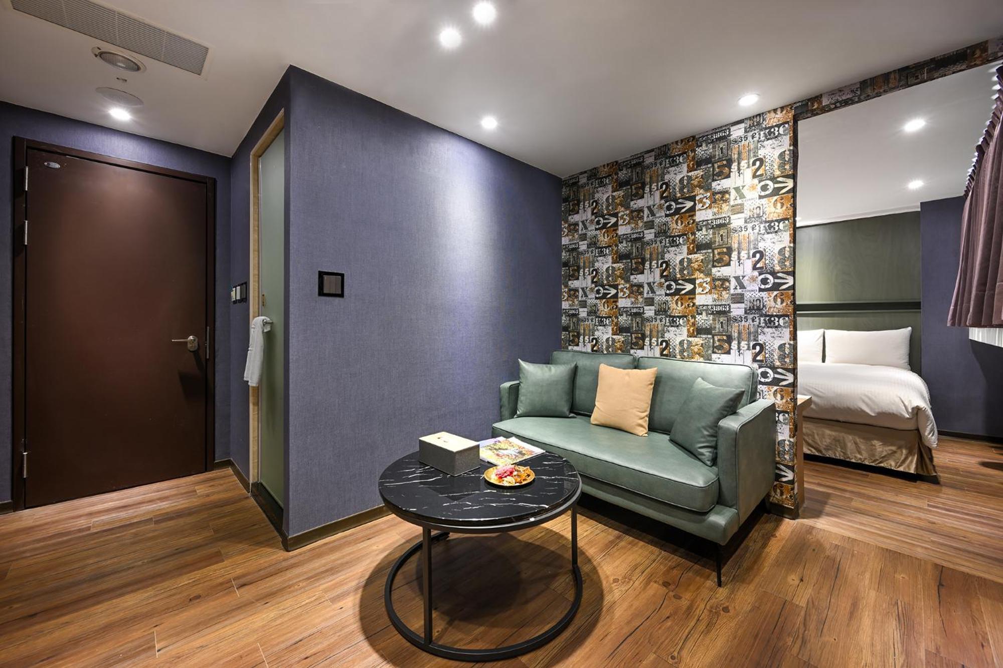 Deluxe Family Suite,1543056541:JPEG