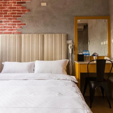 Longshan Inn-3